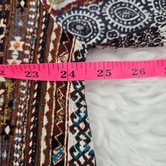 Buckle Sterling & Stitch Southwestern Bohemian Kimono. Multicolor. Size Medium. - Picture 8 of 11